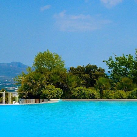 Studio Apartment - Domaine Du Golf Resort Roquebrune-sur-Argens Buitenkant foto